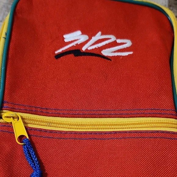 Nintendo Red and Blue Carrying Case - Picture 2 of 9